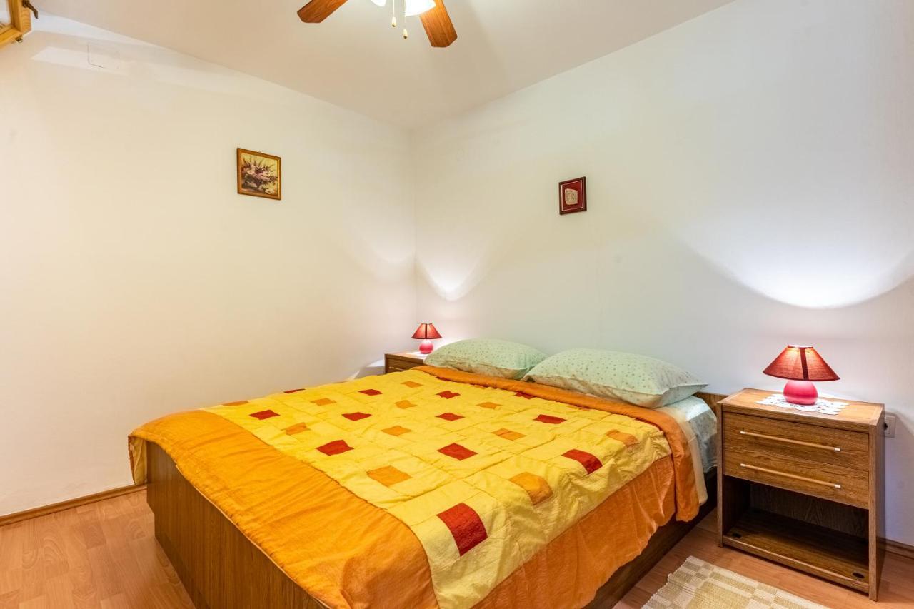 קרס Kovacine Apartment מראה חיצוני תמונה
